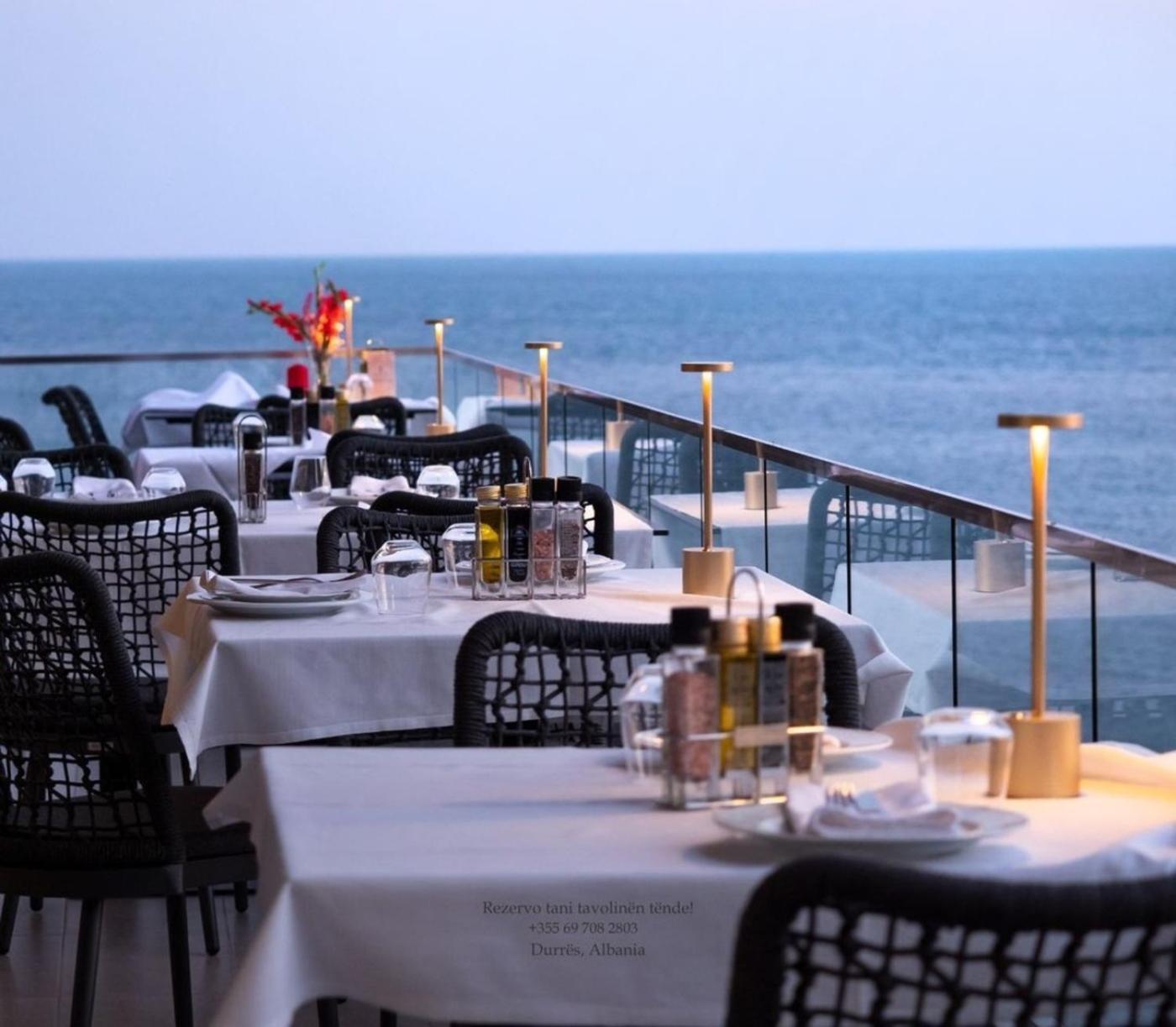 Sea View Apartments Dıraç Dış mekan fotoğraf