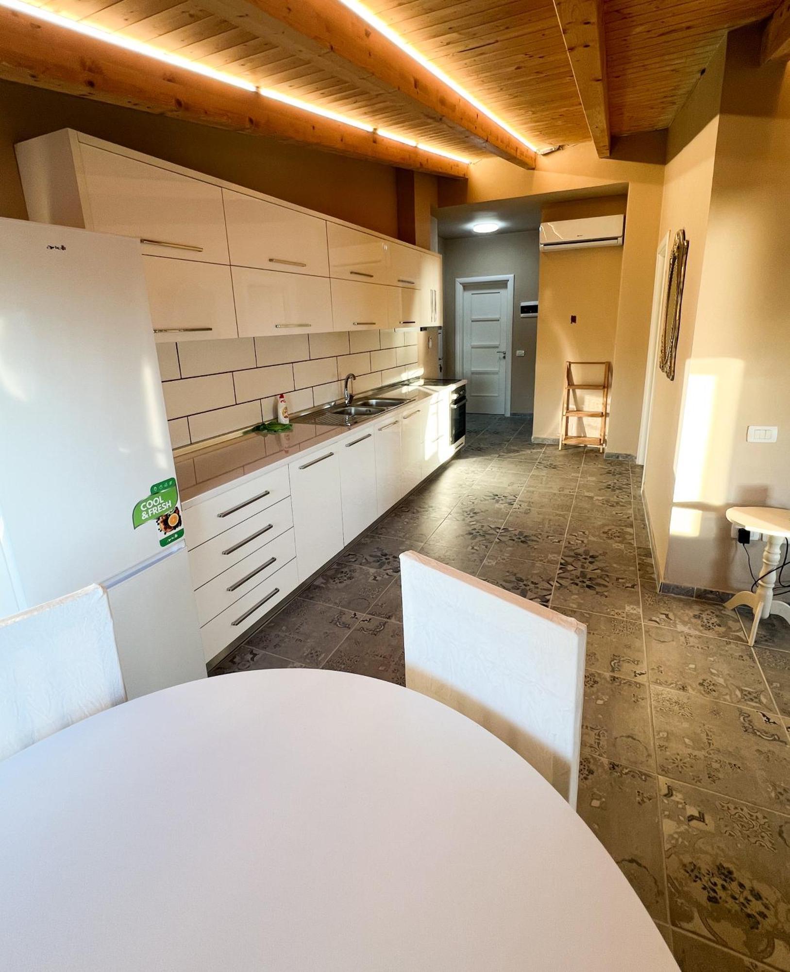 Sea View Apartments Dıraç Dış mekan fotoğraf