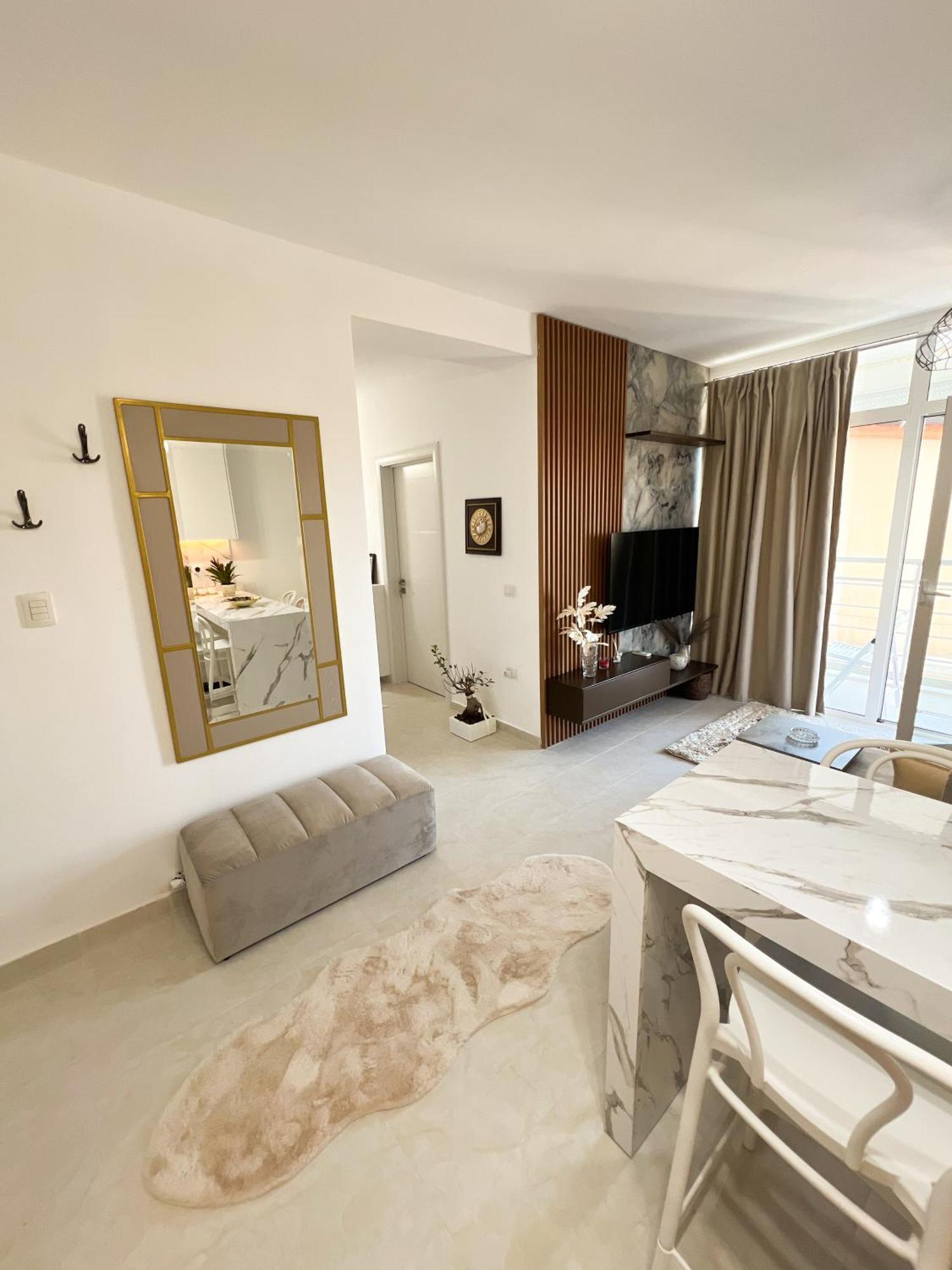 Sea View Apartments Dıraç Dış mekan fotoğraf