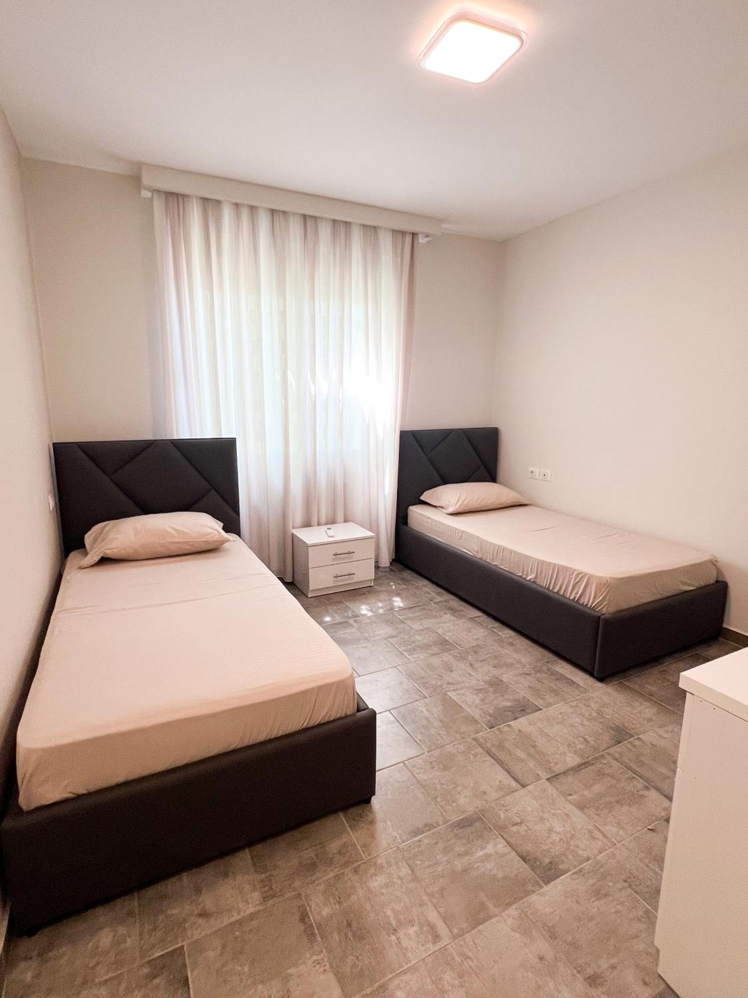 Sea View Apartments Dıraç Dış mekan fotoğraf